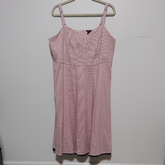 torrid Dresses & Skirts - Torrid Pink Textured Midi Dress
